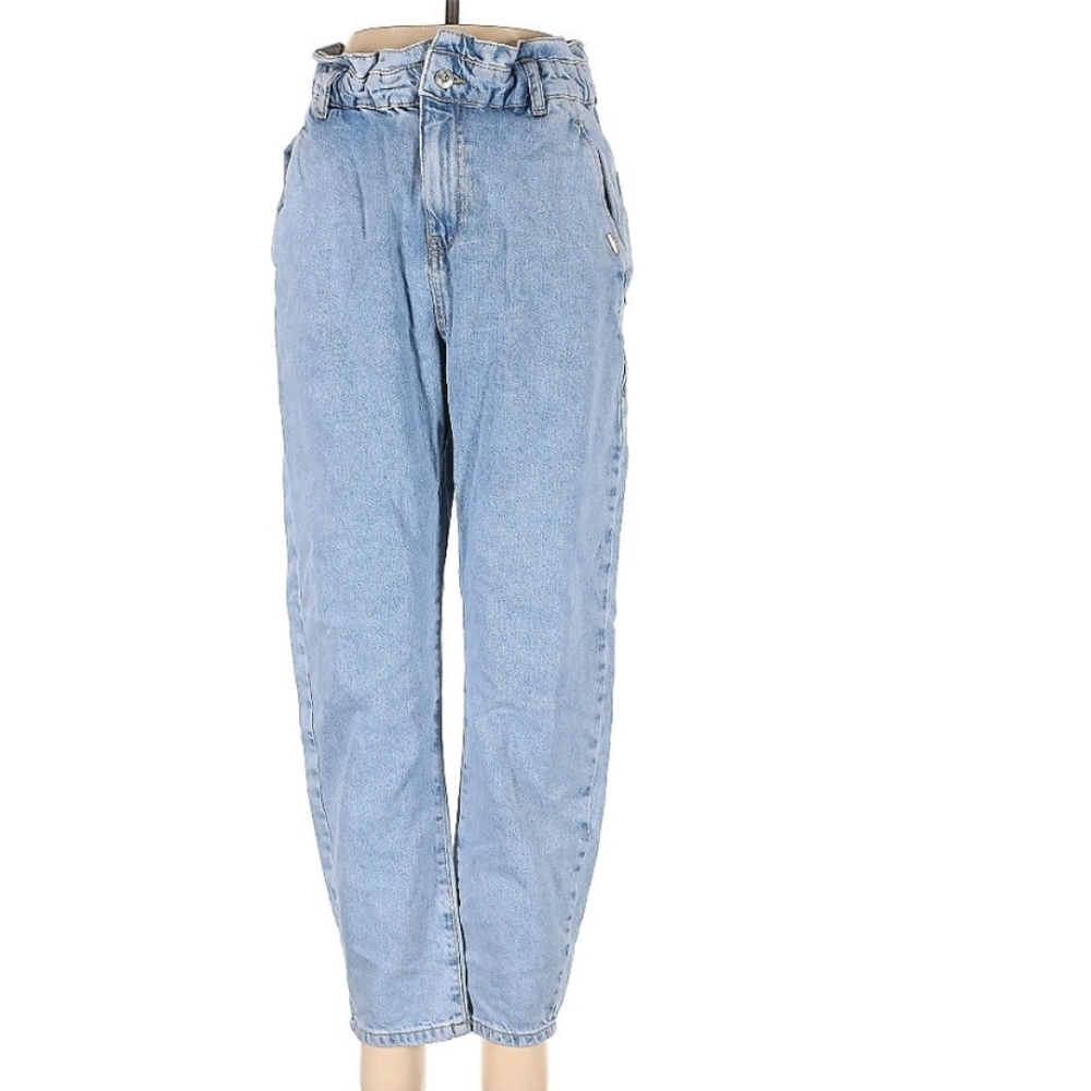 Zara Paperbag Waist Jeans - Size 2